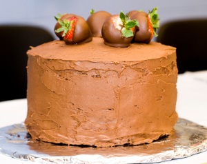 chocolate covered strawberry cake_1